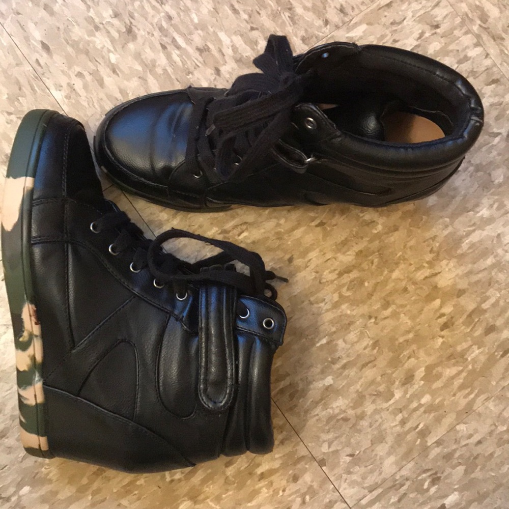Gym Shoe Wedges